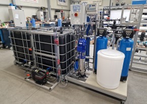 1.000 l IBC Rechtecktank<br>mit geregelter Druckerhöhung